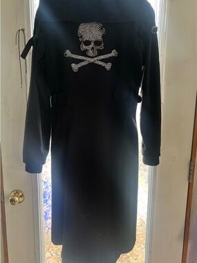 Living Dead Souls, Trench Coat, Medium, bedazzled skull on back, front snaps